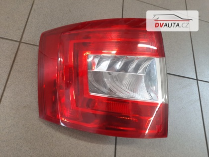 Levé zadní světlo 5E9945095